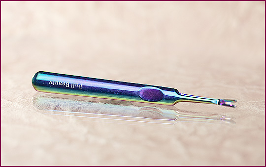 Metallic Cuticle Remover 