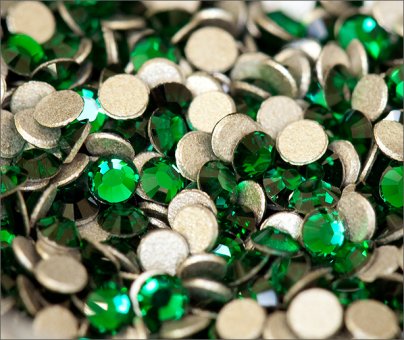 Swarovski® Strass Steinchen Emerald 50 Stück